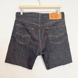 Levis 501 Cutoff Bermuda Shorts 31 Tom Boy 100% Cotton DIY Boho Casual Jorts Raw thumbnail 7