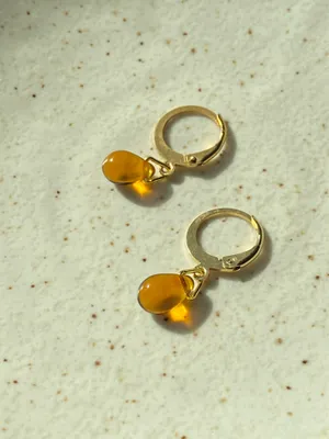 Handmade amber mini teardrop Czech glass simple minimalist earrings💛 thumbnail 4