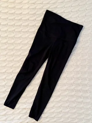 GAP Black Maternity High-Waist Leggings thumbnail 3