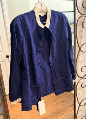 Gucci Navy Silk Blouse with Cream Contrast Trim size 38 US 2 - Missing Buttons thumbnail 1
