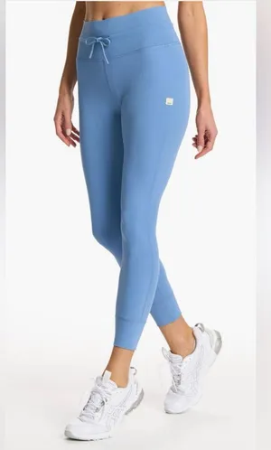 NWT Vuori Daily Leggings Isle Blue Size M thumbnail 1