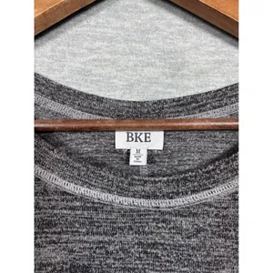 BKE‎ Womens Grey Heathered Striped Sleeve Oversized Knit Top Size M thumbnail 2