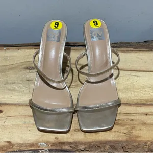 Dolce‎ Vita Light Gold Strappy Heel Sandals Sz 9 A55 thumbnail 5