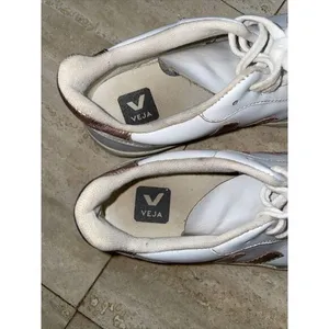 Women's Veja‎ V-10 Leather White Metallic Pink Size 6 Made In Brazil thumbnail 6