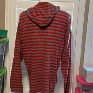 American Rag Red and Gray Striped Hoodie thumbnail 3