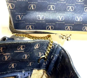 VINTAGE Valentino Garavani Monogram Tote Shoulder Bag & Matching Pouch Clutch thumbnail 14