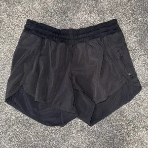 Lululemon size 6 black shorts thumbnail 1