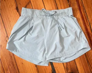 Lululemon Shorts thumbnail 1