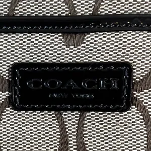 Coach Brown Tan Jacquard Canvas Monogrammed Signature Cs Zip Wristlet No F51685 thumbnail 3