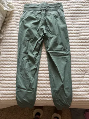 Lululemon Joggers  thumbnail 3