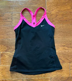 Nike Dri-fit tank top thumbnail 1