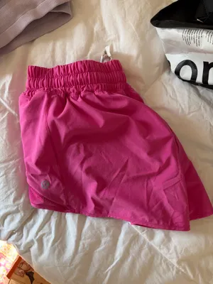 Lululemon Hotty Hot Shorts 2.5" Low-Rise  thumbnail 3