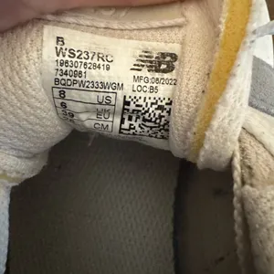 New Balance 237 Cream and Gray sneakers thumbnail 8