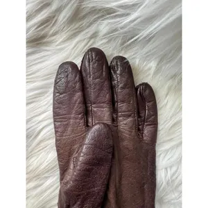 Classic Brown Leather Gloves size Medium thumbnail 6
