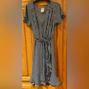 Naif by Anthropologie Blue & White Stripe‎ V-Neck Ruffle Tie Wrap Dress Small thumbnail 3