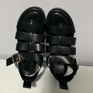 Cape Robbin Black Chunky Sandals thumbnail 4