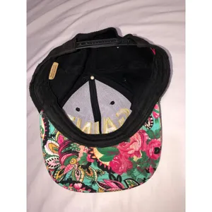 Gainz Snapback Hat Flat Front Vibrant Floral Brim Black Pink Gold Streetwear thumbnail 7