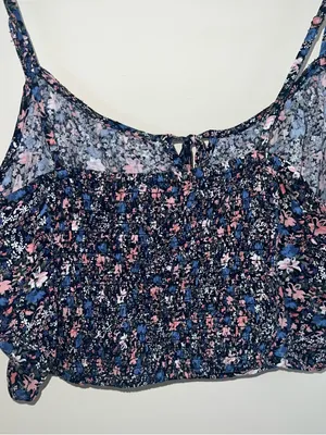 Hollister‎ Floral Smocked Crop Cami Tie Front NWT Size L thumbnail 11