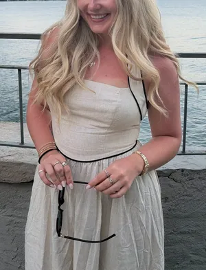 Tan Dress Size M thumbnail 2