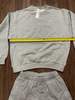 🩶 Accolade Set Gray Small Crewneck + Shorts thumbnail 7