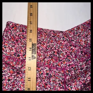Sage‎ Collective Biker Shorts Womens Medium Pink Floral High Rise Athletic Yoga thumbnail 5