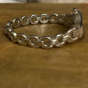 Vintage Quartz stainless steel watch thumbnail 6
