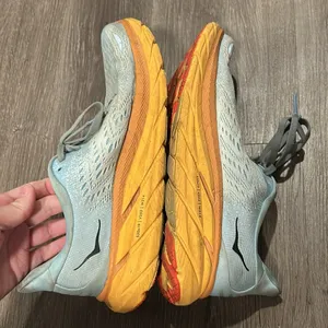 Women’s Hoka Clifton 8 Blue and Orange Size 9B thumbnail 4