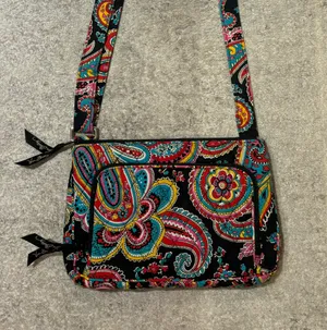 Vera Bradley Mini Paisley/ Floral Crossbody Purse And Matching Coin Purse thumbnail 2