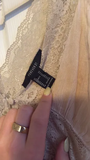 Forever 21 lacy top thumbnail 2