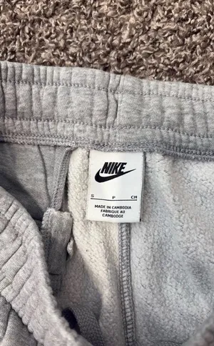 Nike Joggers thumbnail 4