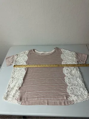 Free People We the Free Boho Cottage Floral Crochet Side Panel Blouse Size Large thumbnail 6