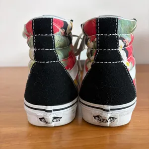 Vans Sk8-Hi Floral Black Hibiscus High Top Sneakers Mens 6 Womens 7.5 721356‎ thumbnail 5