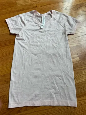 Light Pink Lululemon Short Sleeve Swiftly Tech thumbnail 1