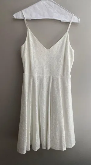 White Dress thumbnail 2