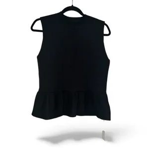 COMMENSE Sleeveless Ruffle Hem Sweater Vest COLOR - Black Sold out online NWT thumbnail 3
