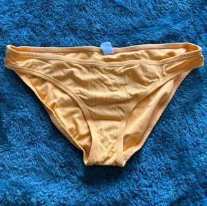 Bikini bottoms Size XS thumbnail 1