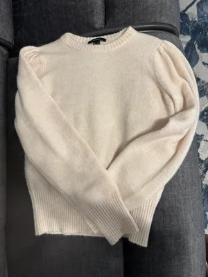 Forever 21 Sweater thumbnail 1