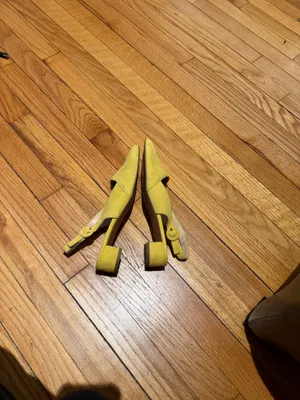 Franco Sarto Vickie Leather Yellow Slingback Pointy-Toe Low Block Heel pumps 8.5 vibrant suede colorful thumbnail 4
