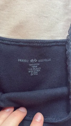 Brandy Melville Top thumbnail 4