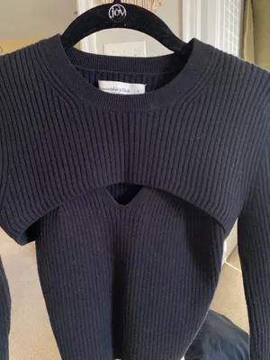 Abercrombie 2 Piece Sweater Top Set thumbnail 3