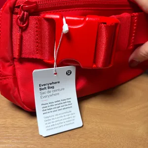 Lululemon Everywhere Belt Bag. Authentic NWT 1L Rare Color: Hot Heat thumbnail 5