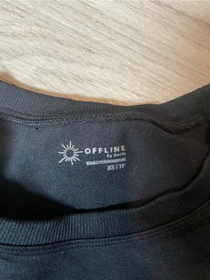 Cropped Black Short thumbnail 2