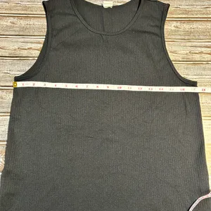 Zyia Ripped Black Sleeveless Tank Top thumbnail 5
