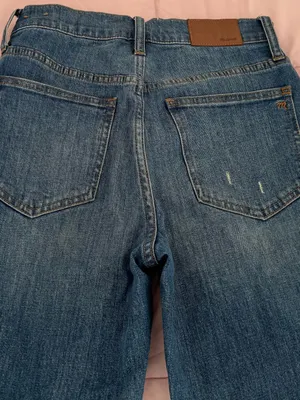 Madewell The Perfect Vintage Crop High-Waist Straight Jeans in Medium Blue, 26 thumbnail 12