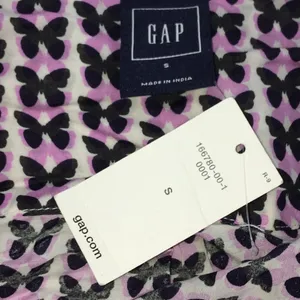 Gap Maternity White Long Sleeve Tunic w/Black and Lavender Butterflies Size S thumbnail 10
