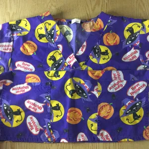Just Love Halloween Cats Pumpkin Scrub Top 3 Pockets Med/Lrg thumbnail 4