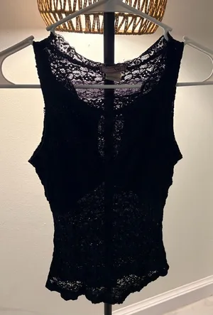 Forever 21 Black Lace Sleeveless Tank Top thumbnail 1