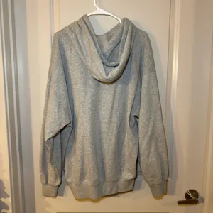 Brandy Melville New York Christy Hoodie thumbnail 2