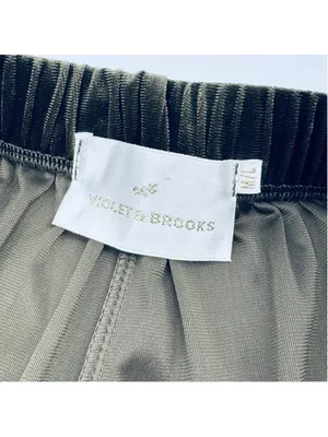 NWT Violet & Brooks Green Velvet Ruffle Pajama Set M/L Top Shorts thumbnail 6