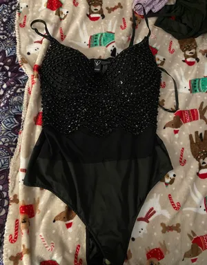Windsor Sequin Black Body Suit thumbnail 5